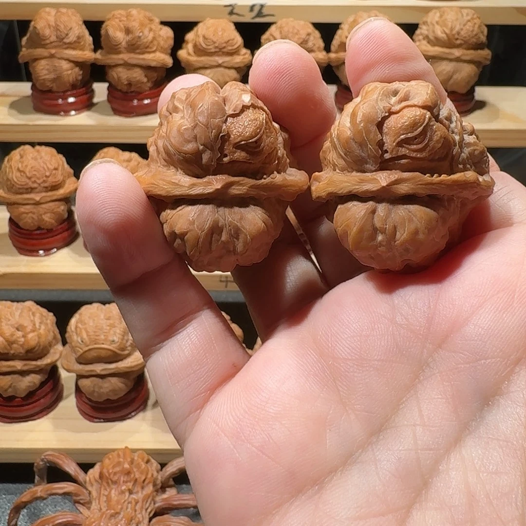 ʚ***ɞ把件文玩核桃001尺寸35破壳重生