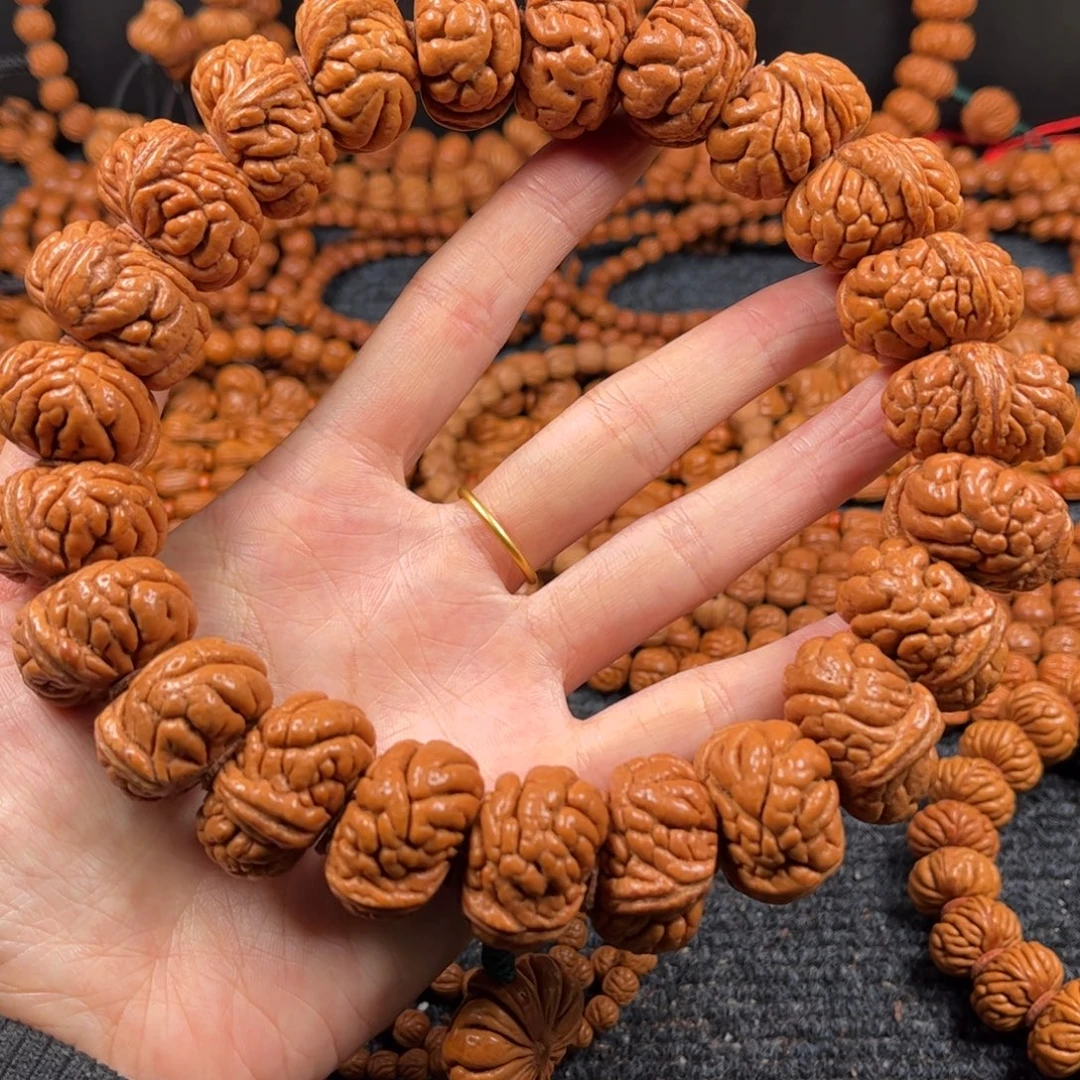 加***油桃核手串C1桃核手持