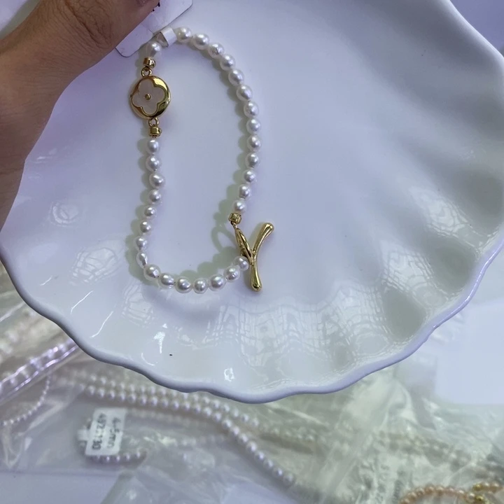 颈饰淡水珍珠未镶嵌