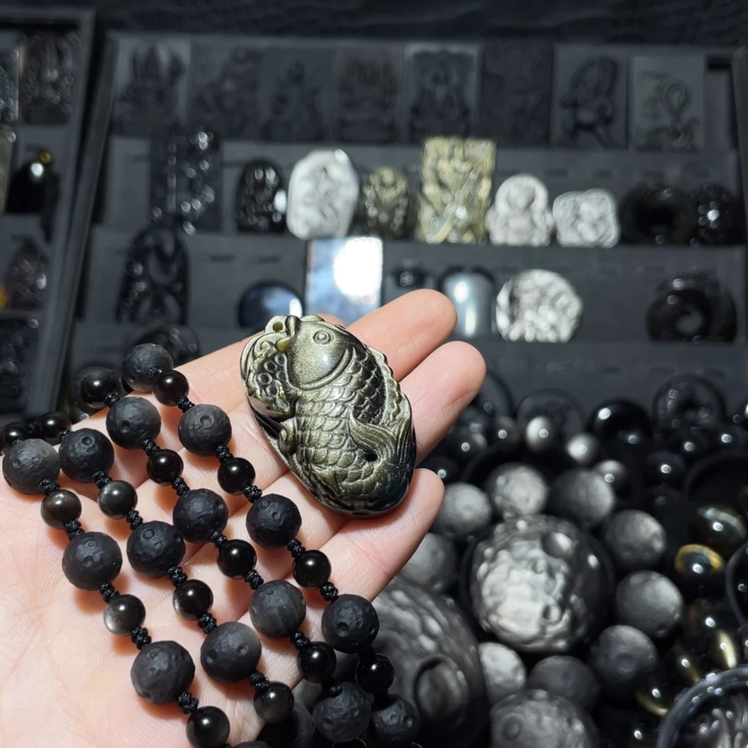 是***听黑曜岩未镶嵌珠宝奇石