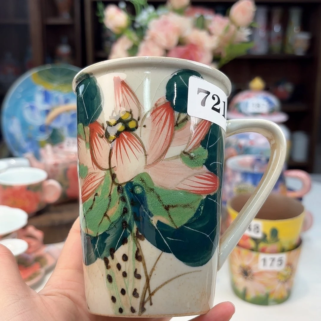 瓷片兔兔好可爱啊