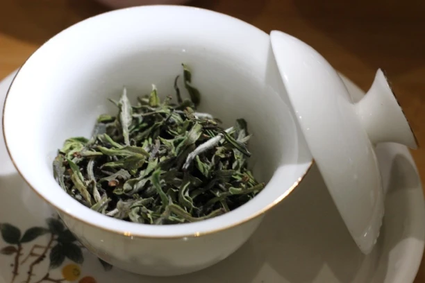 高山沉鱼落雁花香足