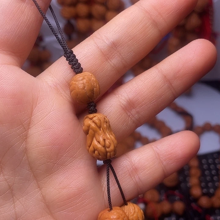 吊坠桃核龙纹桃枭