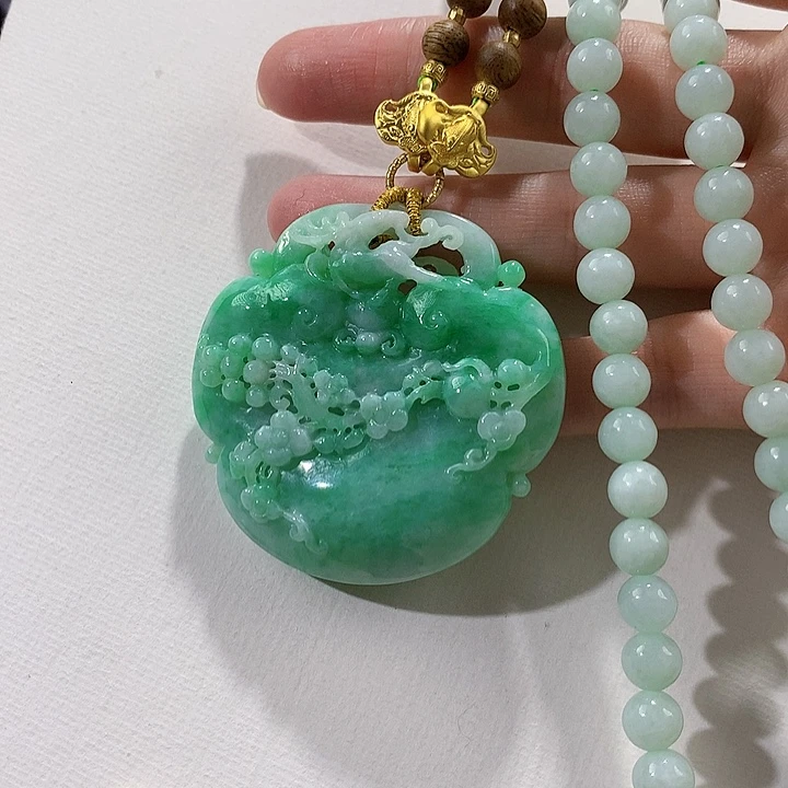 翡翠未镶嵌颈饰翡翠吊坠