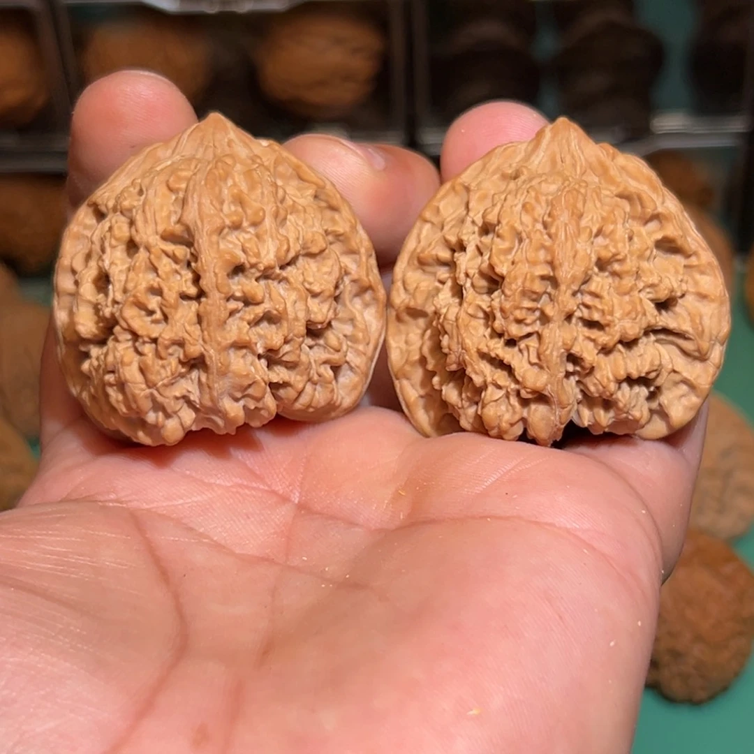 文玩核桃把件满天星45全