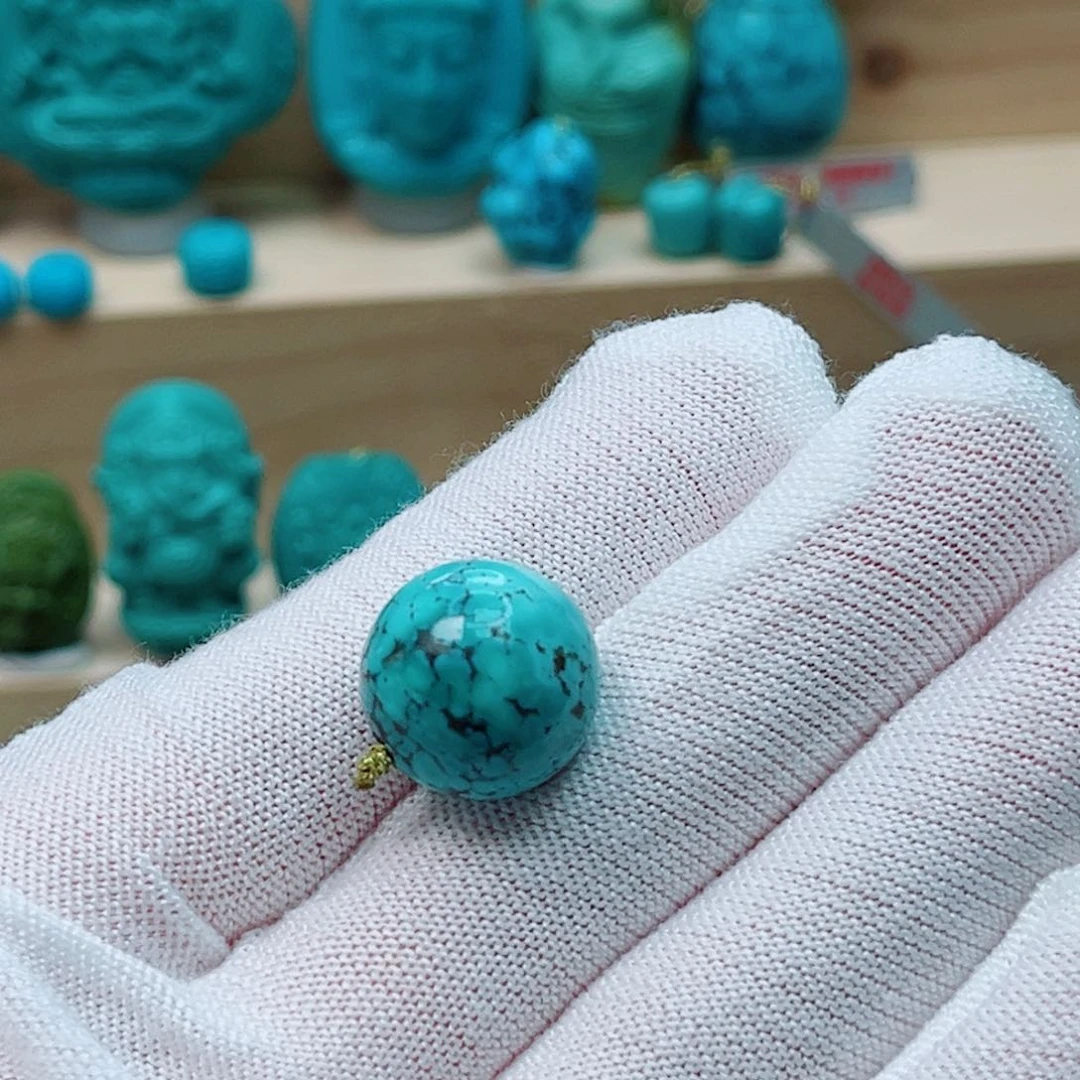 庄***局绿松石未镶嵌圆珠