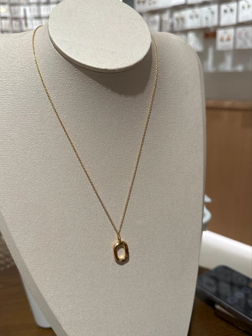 0202 时尚服装配饰