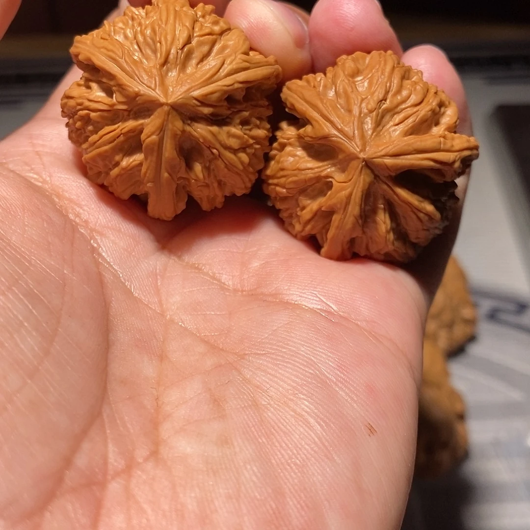 想***樱文玩核桃把件088三棱