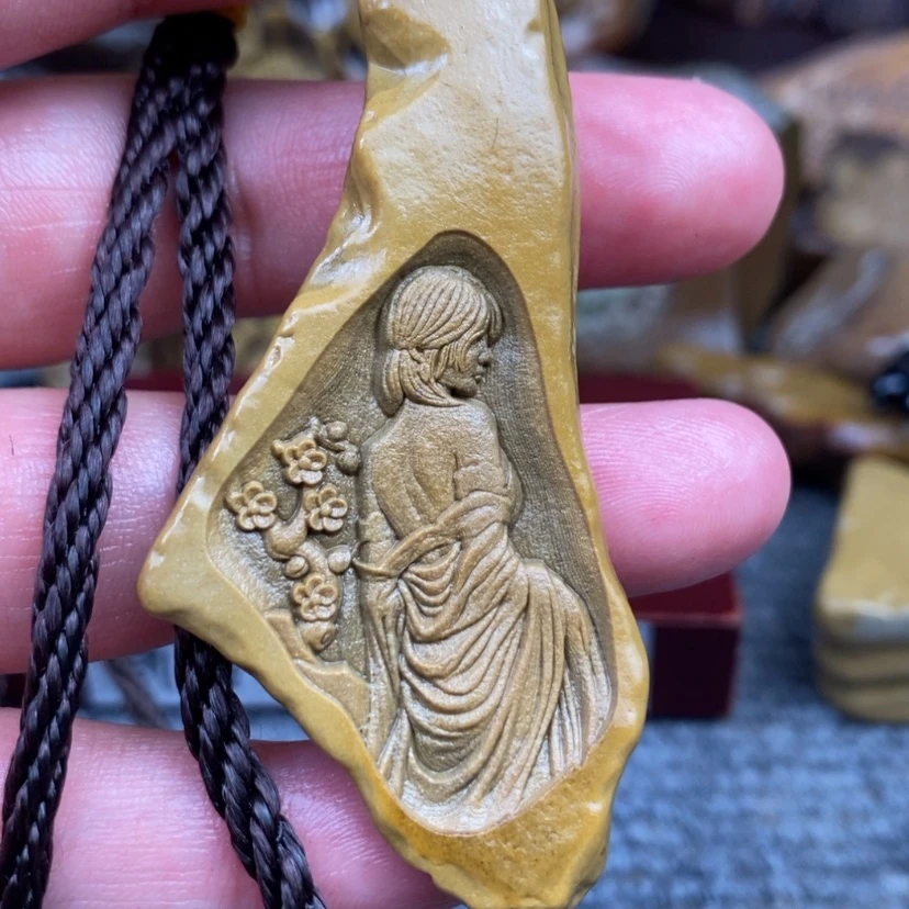 【闪购商品】原石雕刻手把件