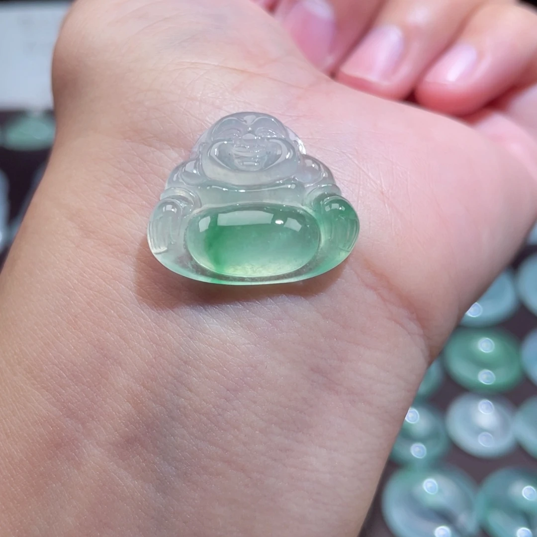 颈饰未镶嵌翡翠佛公