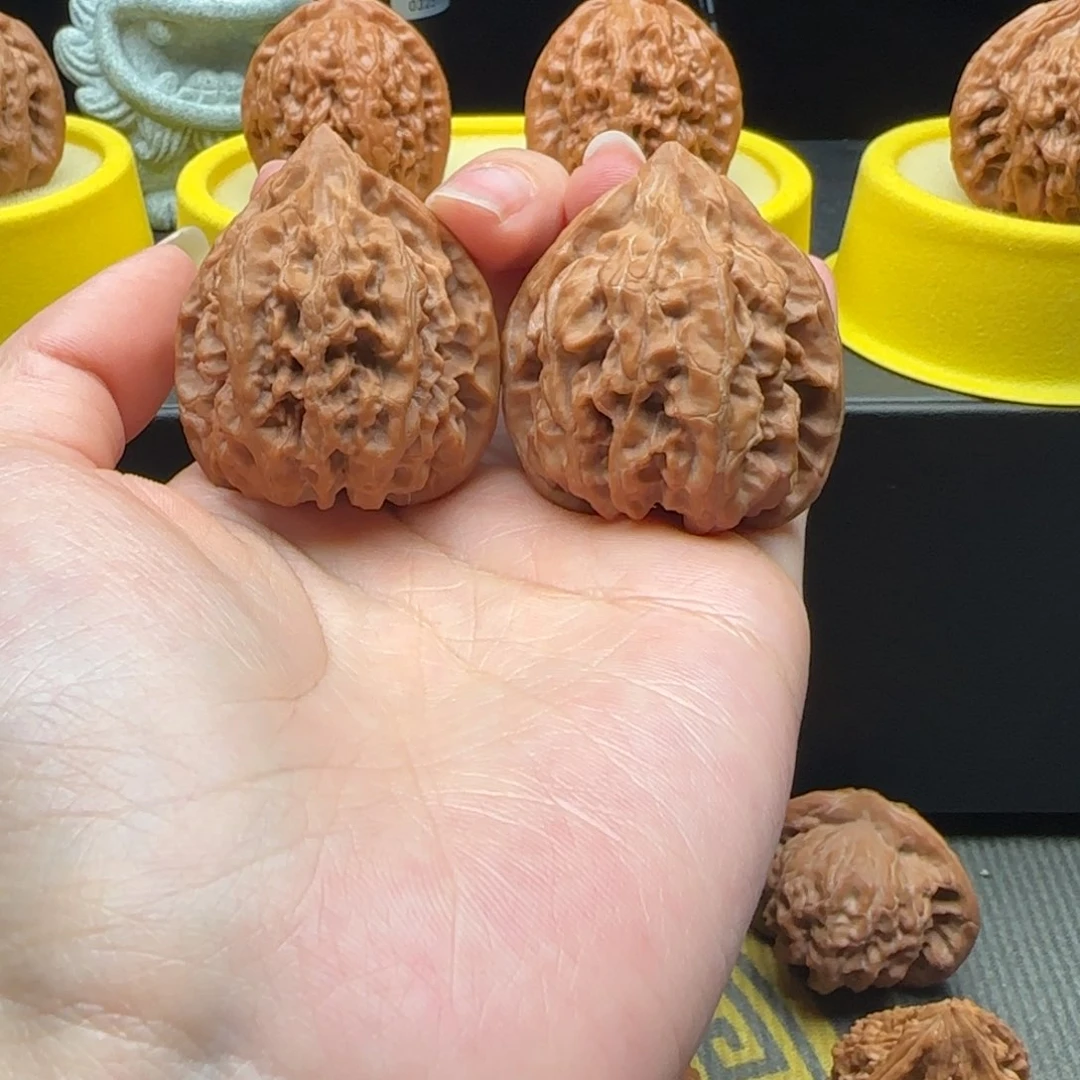 文玩核桃把件40顽石