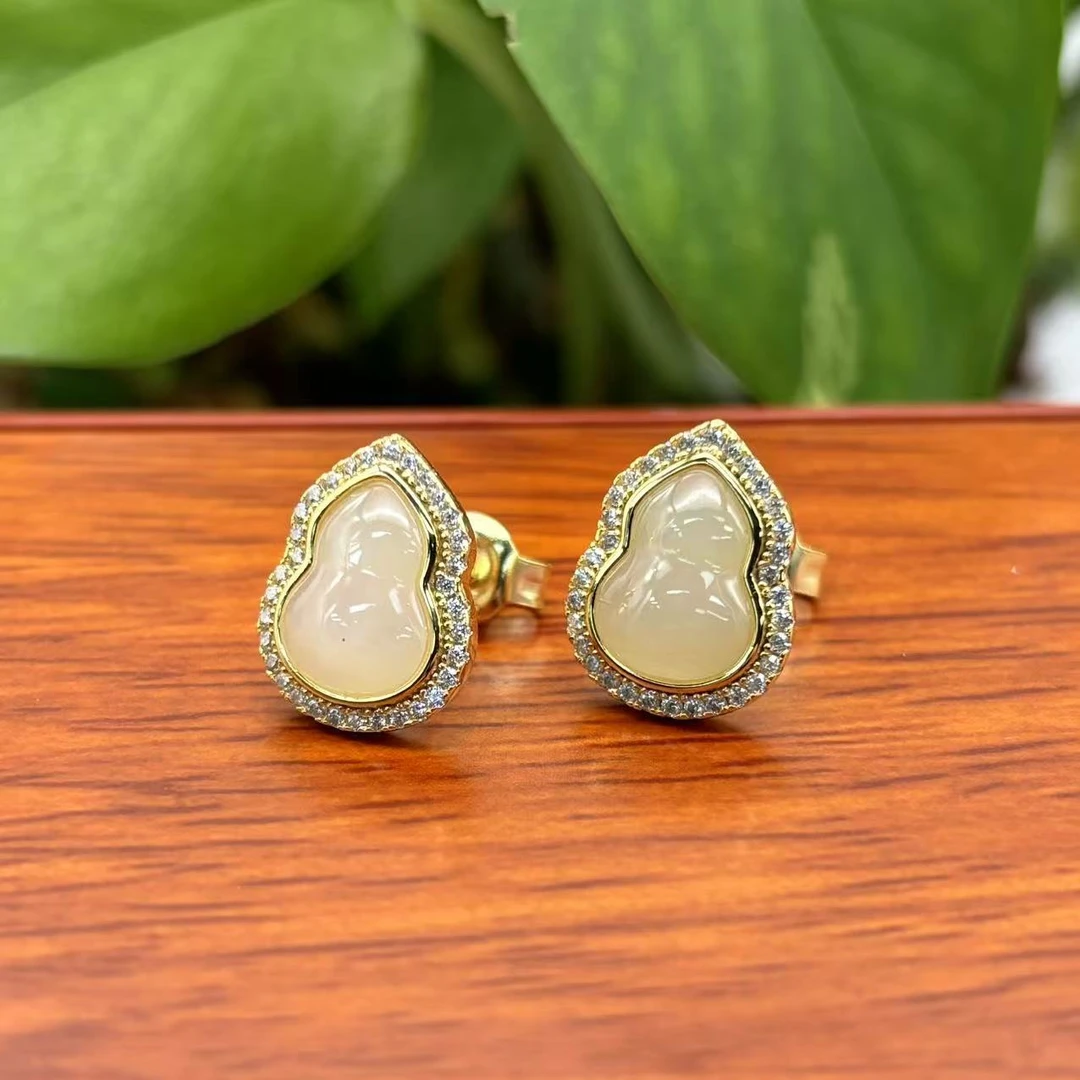 老卢天然和田玉葫芦耳钉精美气质款多样性发货其一完美主义者慎拍