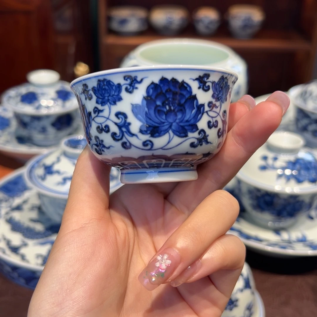 青花雯华堂手绘杯杯