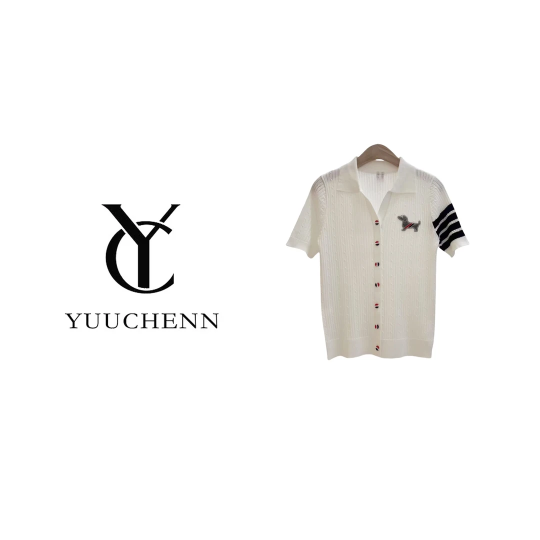 【YUUCHENN】学院风polo领胸前小狗贴布彩扣冰丝开衫F004