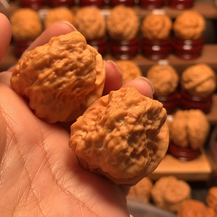 桃核吊坠至尊蟾王43尺寸