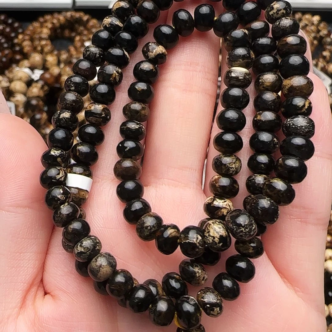 未镶嵌琥珀手链抚顺琥珀