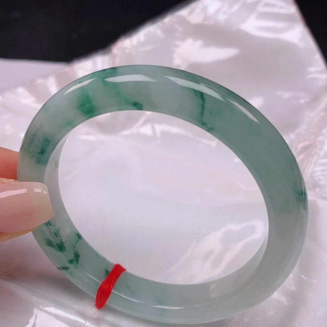 【闪购商品】翡翠手镯未镶嵌52翡翠手镯
