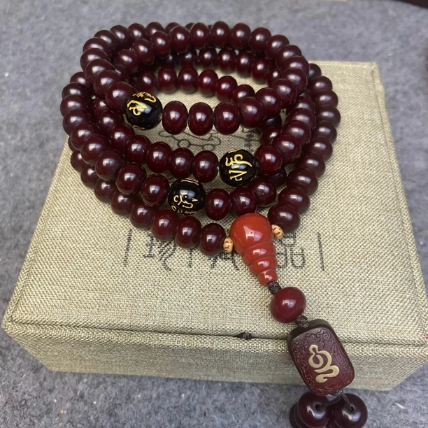 枣红色老料菩提，8/10/108颗，送盘玩袋