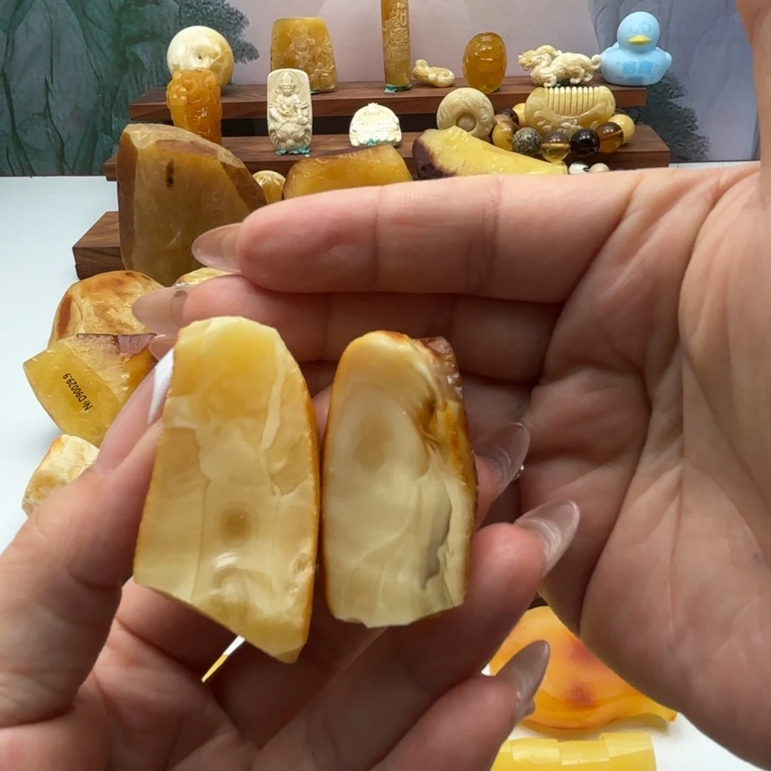 品***。未镶嵌定制琥珀琥珀