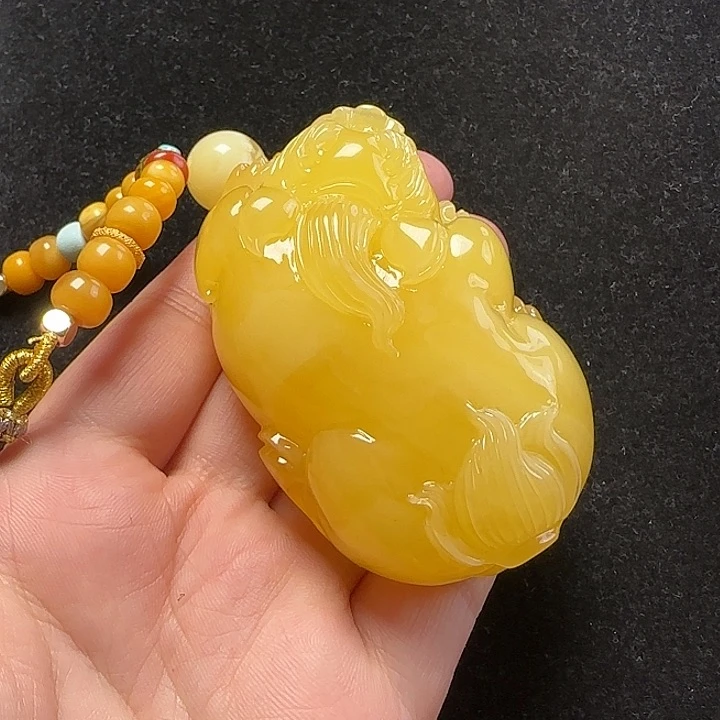 蜜蜡珠宝奇石未镶嵌