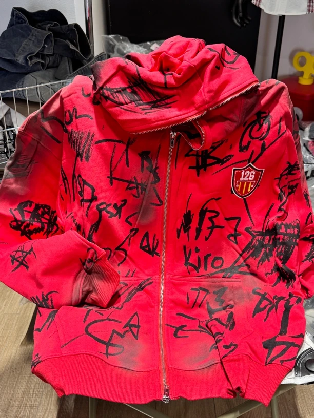 XXC-涂鸦卫衣外套现在有了