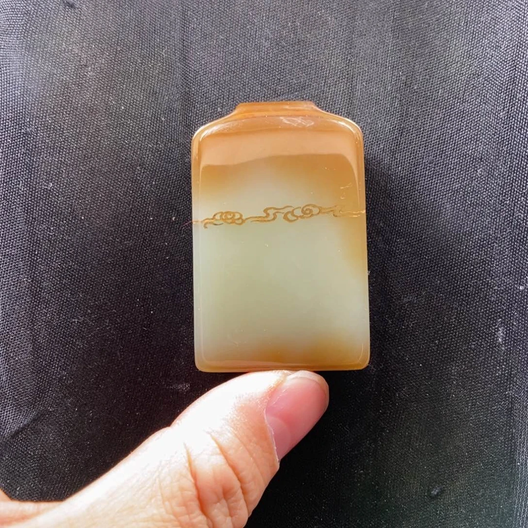 和田玉（糖玉）未镶嵌颈饰