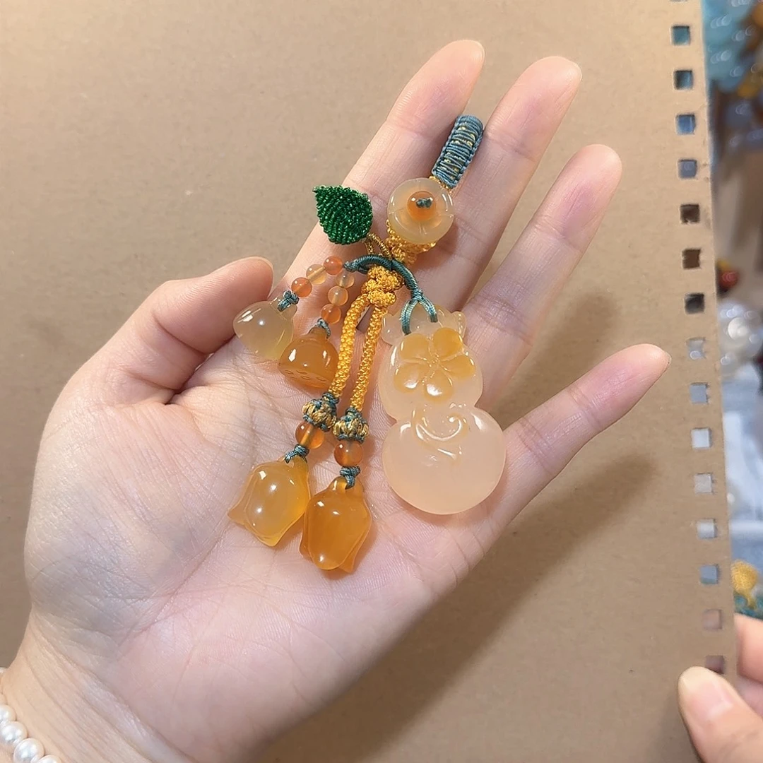 玛瑙/玉髓钥匙挂件未镶嵌樱*草