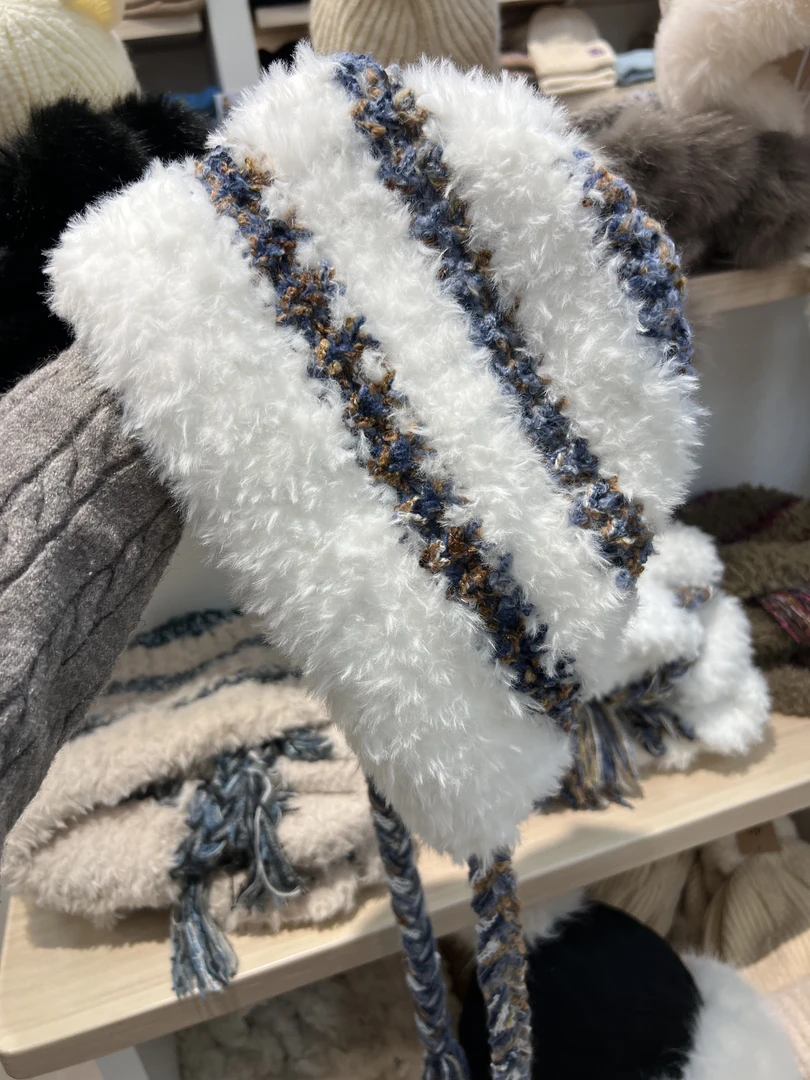 双色毛毛护耳帽休闲风保暖帽子森系秋冬无檐平檐