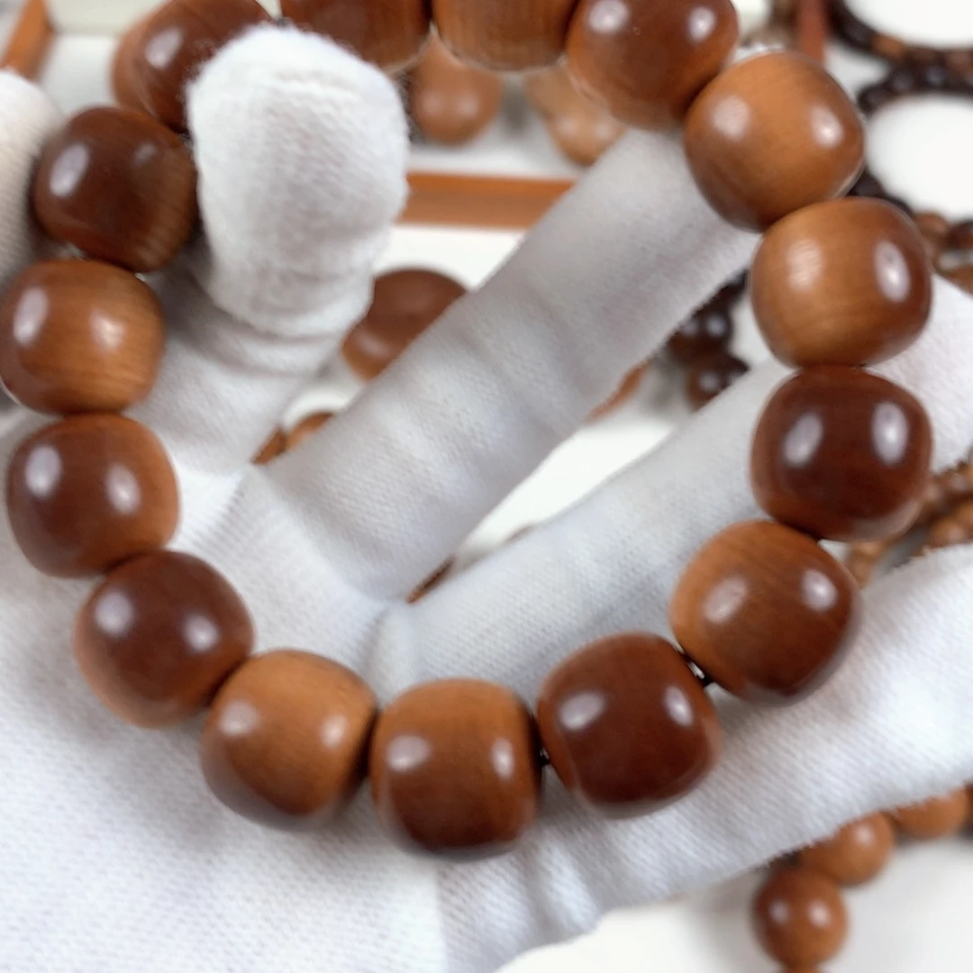 张***刚木质类檀香木老山檀香1516.奶香