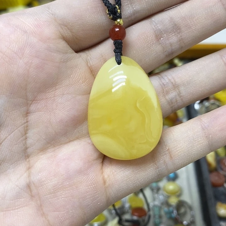 蜜蜡未镶嵌裸石吊坠