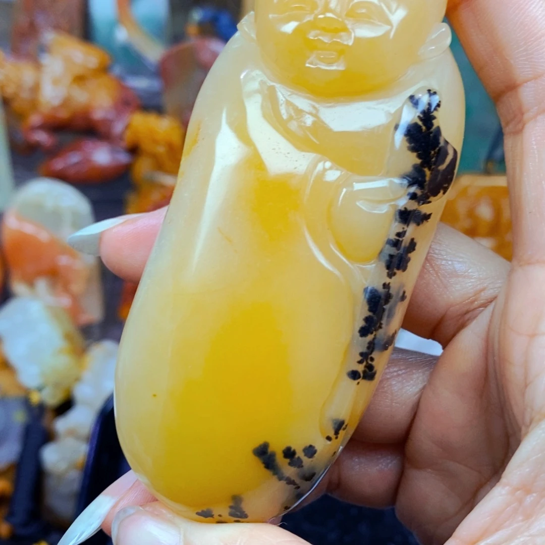 石英质玉（黄龙玉）未镶嵌颈饰