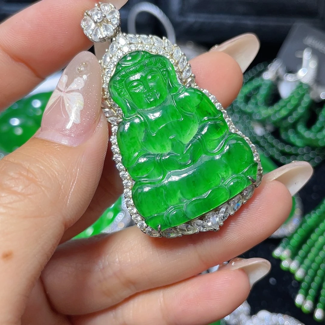 翡翠颈饰银S925镶嵌翡翠