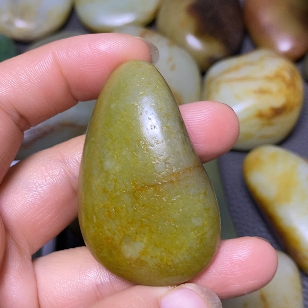 未镶嵌和田玉挂件