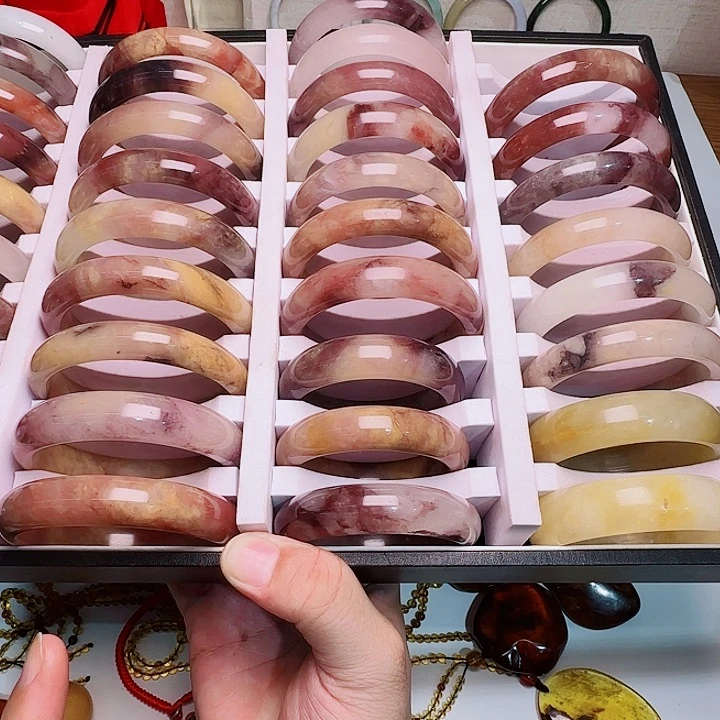 未镶嵌手镯石英质玉（金丝玉）