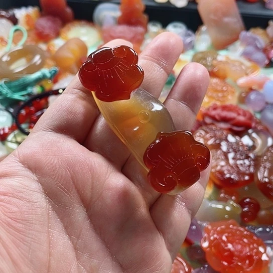 玛瑙/玉髓颈饰未镶嵌九****残