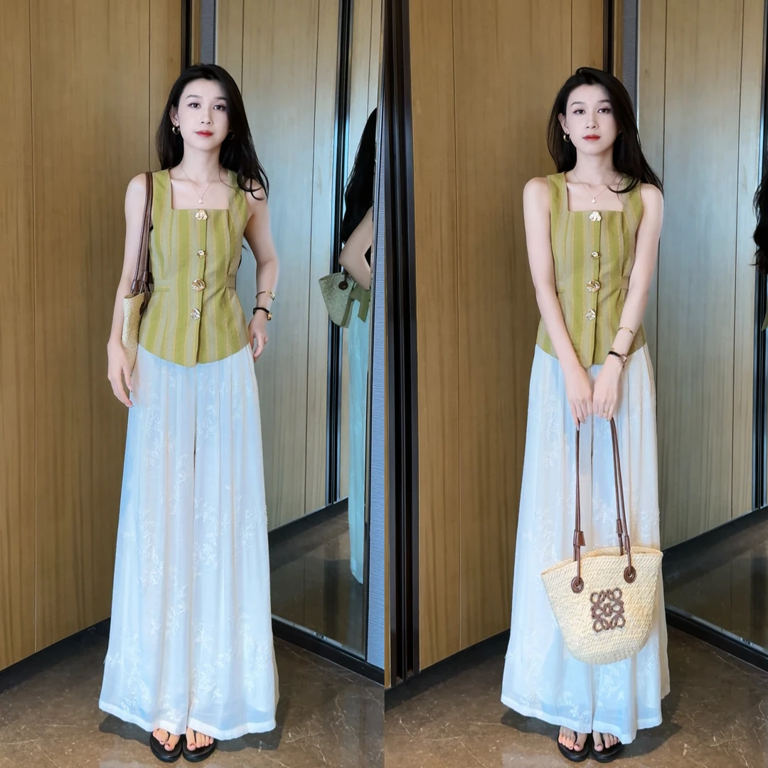 夏季新款时尚设计感金属扣上衣+刺绣阔腿裤子套装