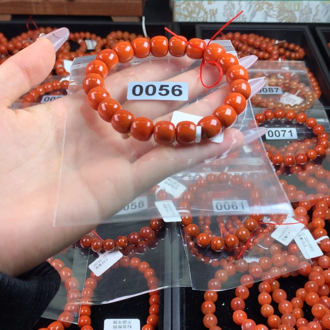 南红玛瑙手链未镶嵌0056