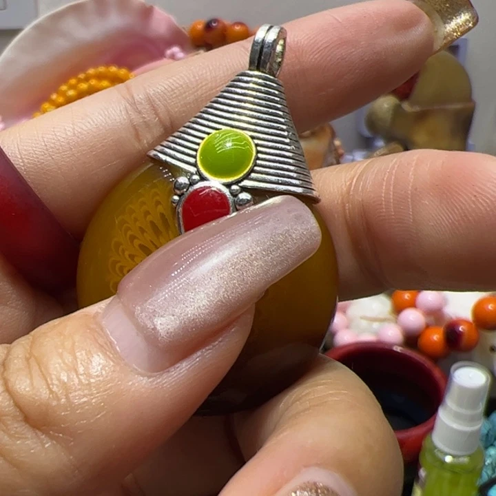 花岗石铁合金新品吊坠