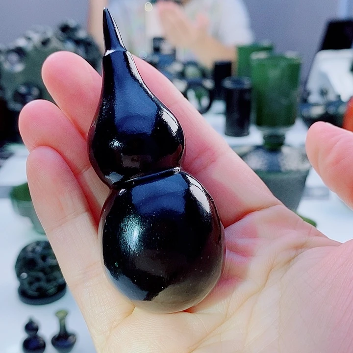 和田玉（青玉）未镶嵌把件