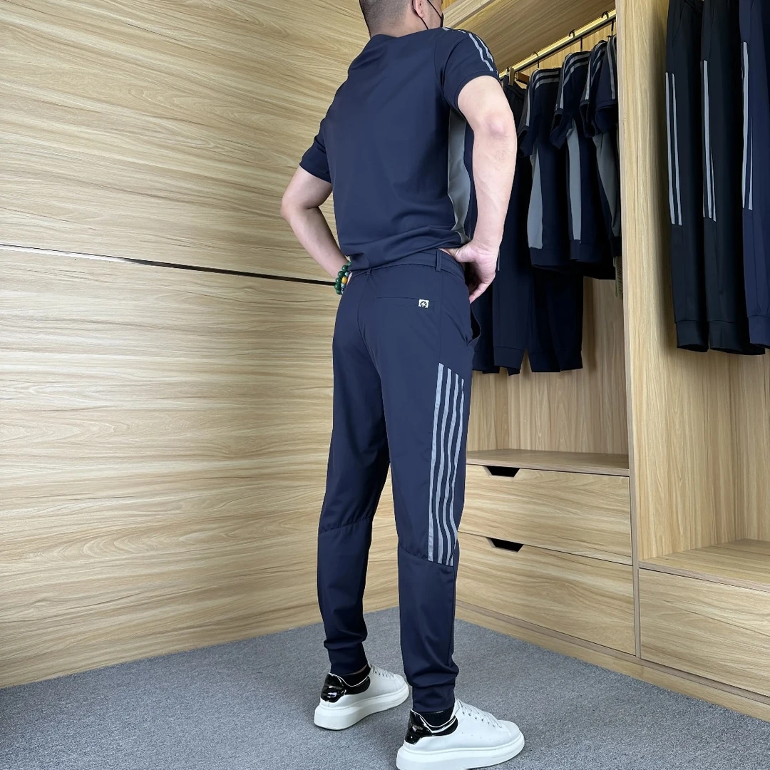 夏季男士冰丝速干休闲运动套装时尚百搭宽松高弹力短袖卫裤两件套