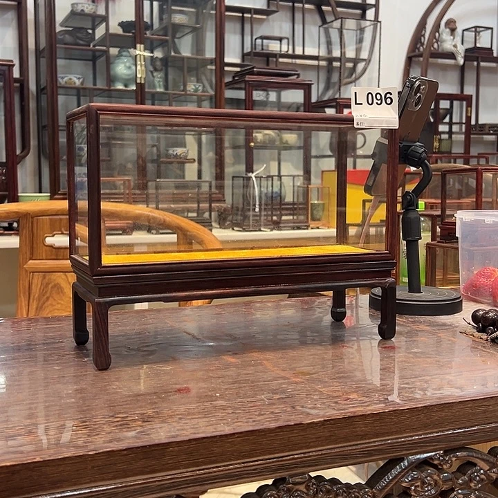 红酸枝木类于**r红酸枝玻璃罩096（换黑布）