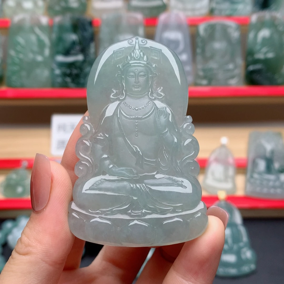颈饰未镶嵌翡翠观音