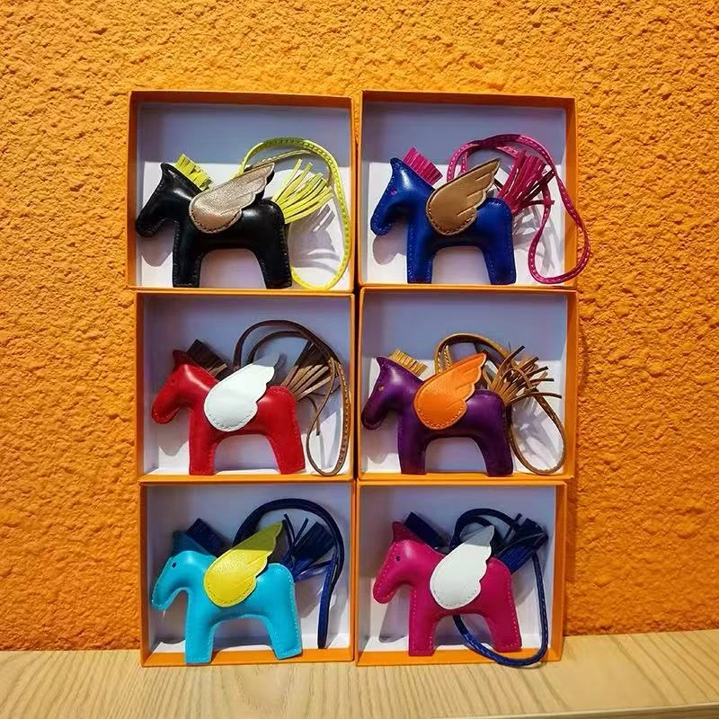 其它/真皮手工包包小马挂件