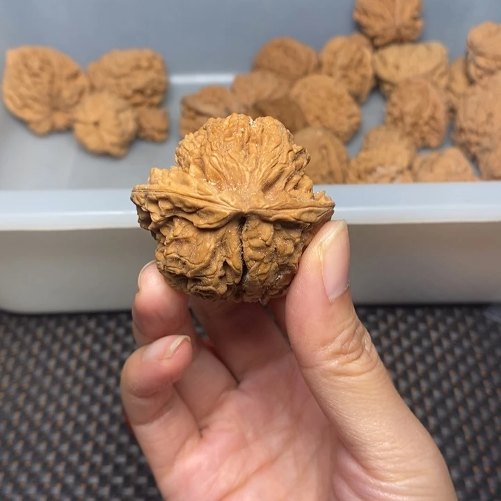 大***闪吊坠文玩核桃文玩核桃异形单只