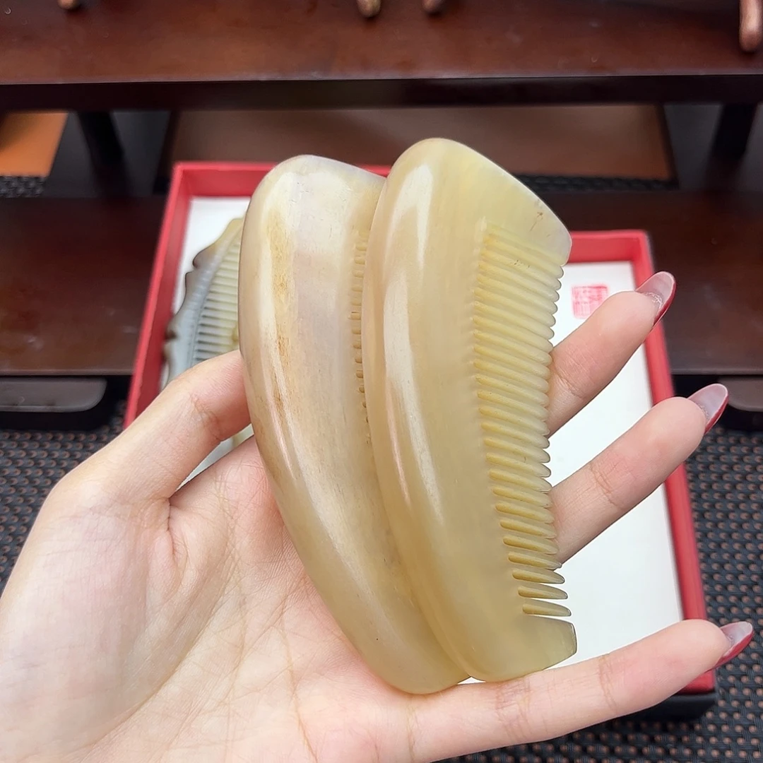 手工制作纯牛角梳子