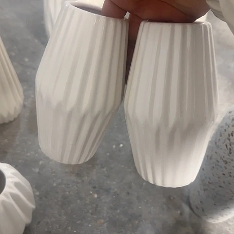 瓶瑕疵2个小瘦陶瓷花瓶组合