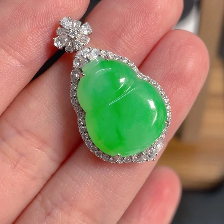 翡翠18K金镶嵌吊坠(不含链)