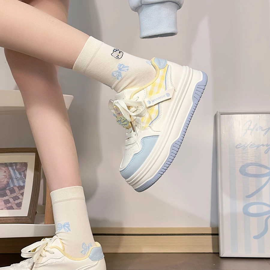 回力多巴胺厚底板鞋女爆款设计感韩版学生鞋子时尚百搭轻便小白鞋