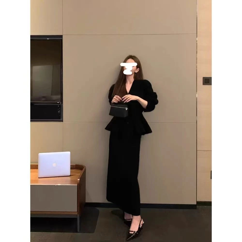 大码法式千金风高级感气质显瘦收腰v领上衣鱼尾半身裙显瘦两件套