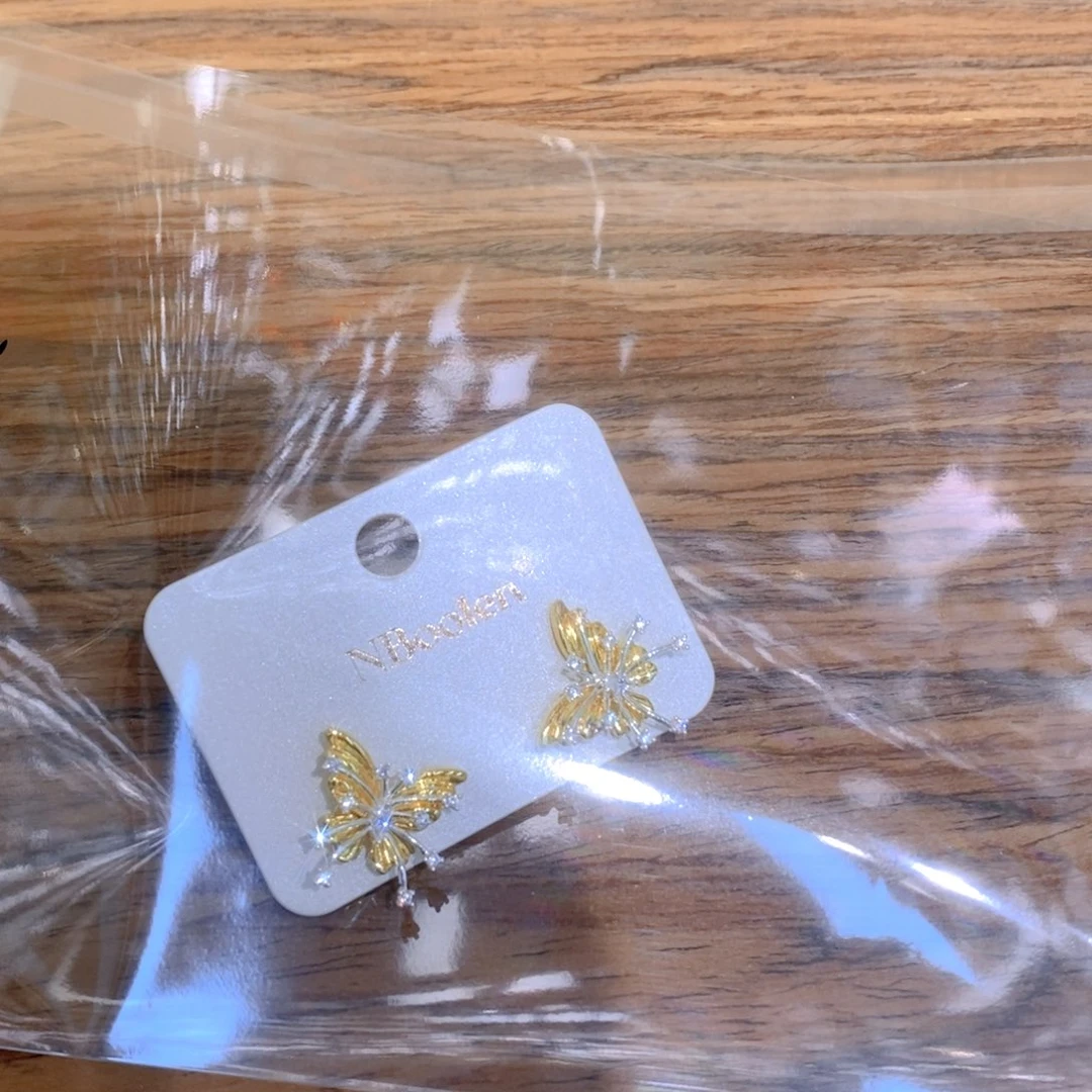 铜合金925银芫蝴蝶一对耳饰